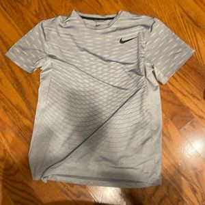 Nike Fitted Work Out Tee